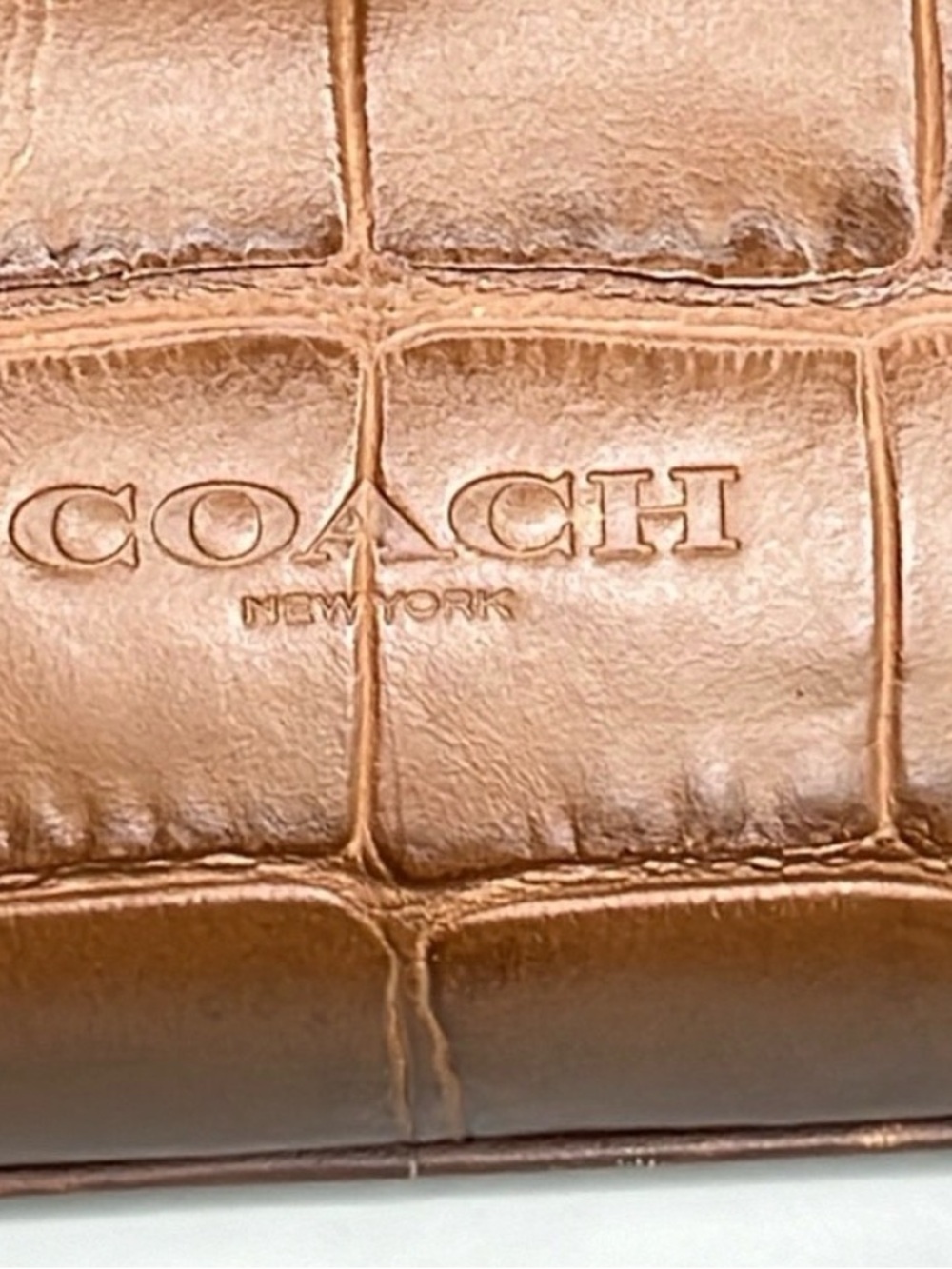 Coach Brown Metro Briefcase Croc
Embossed Leather. - Picture 2 of 6